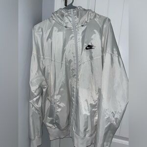 Nike Windbreaker Reflective, Size Large, White